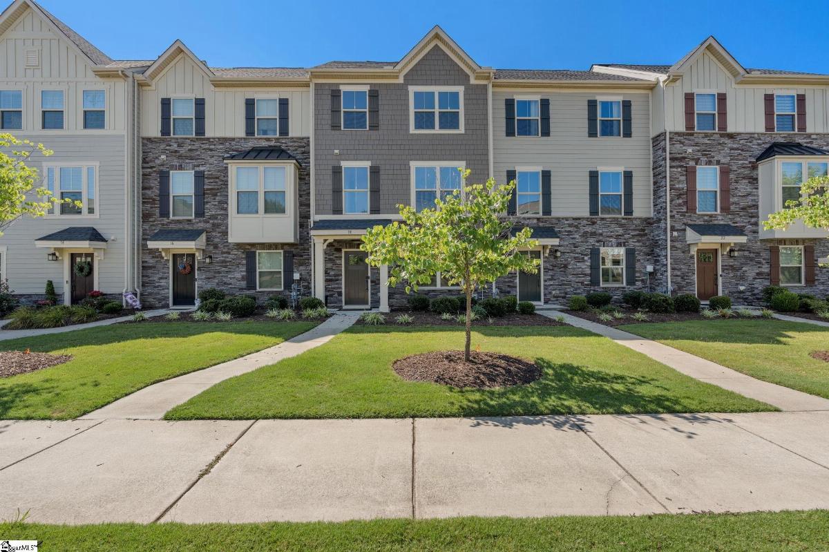 18 Eagle Field Lane