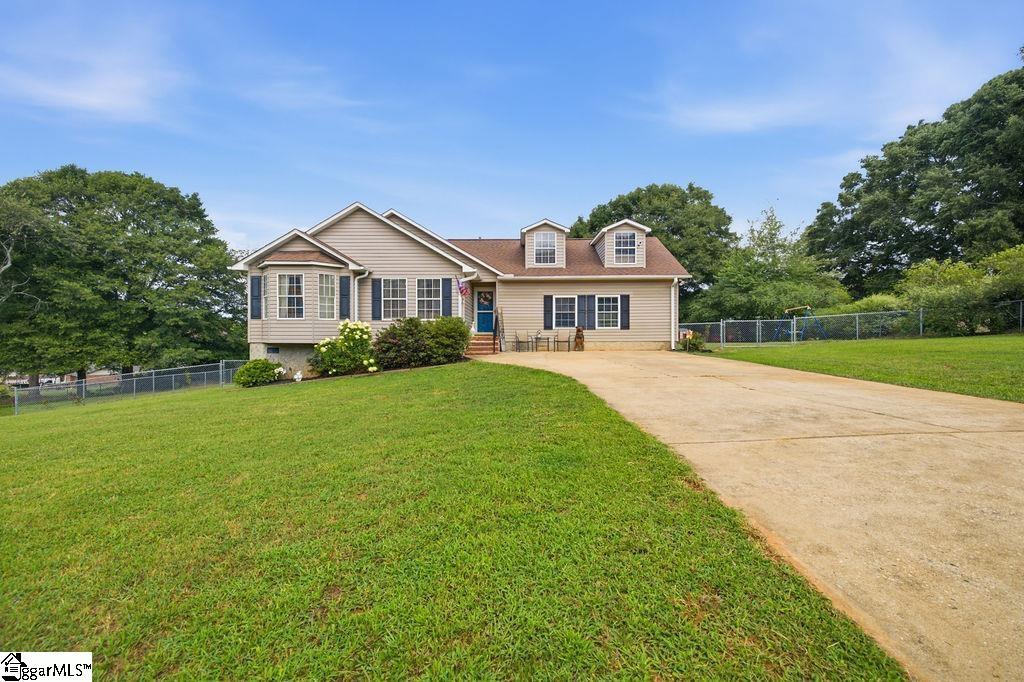 204 Sussex Way