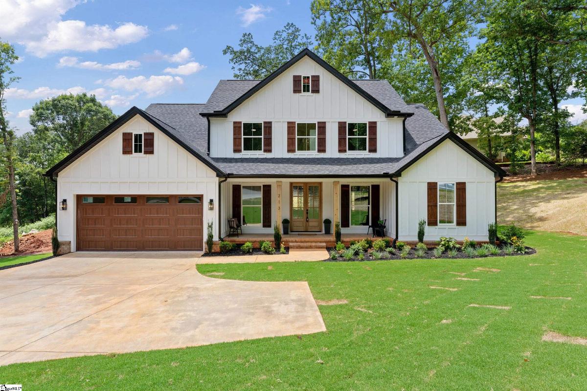 213 Club View Drive
