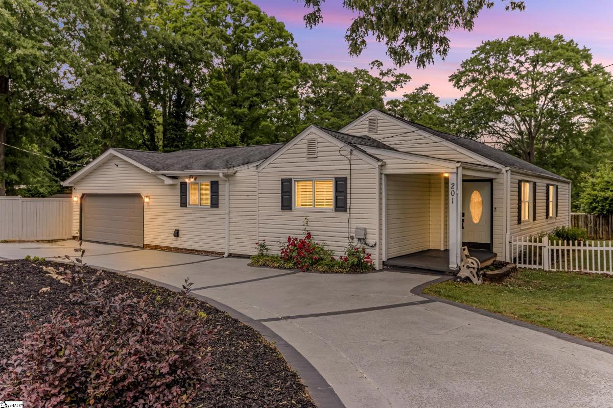 201 S Pliney Circle