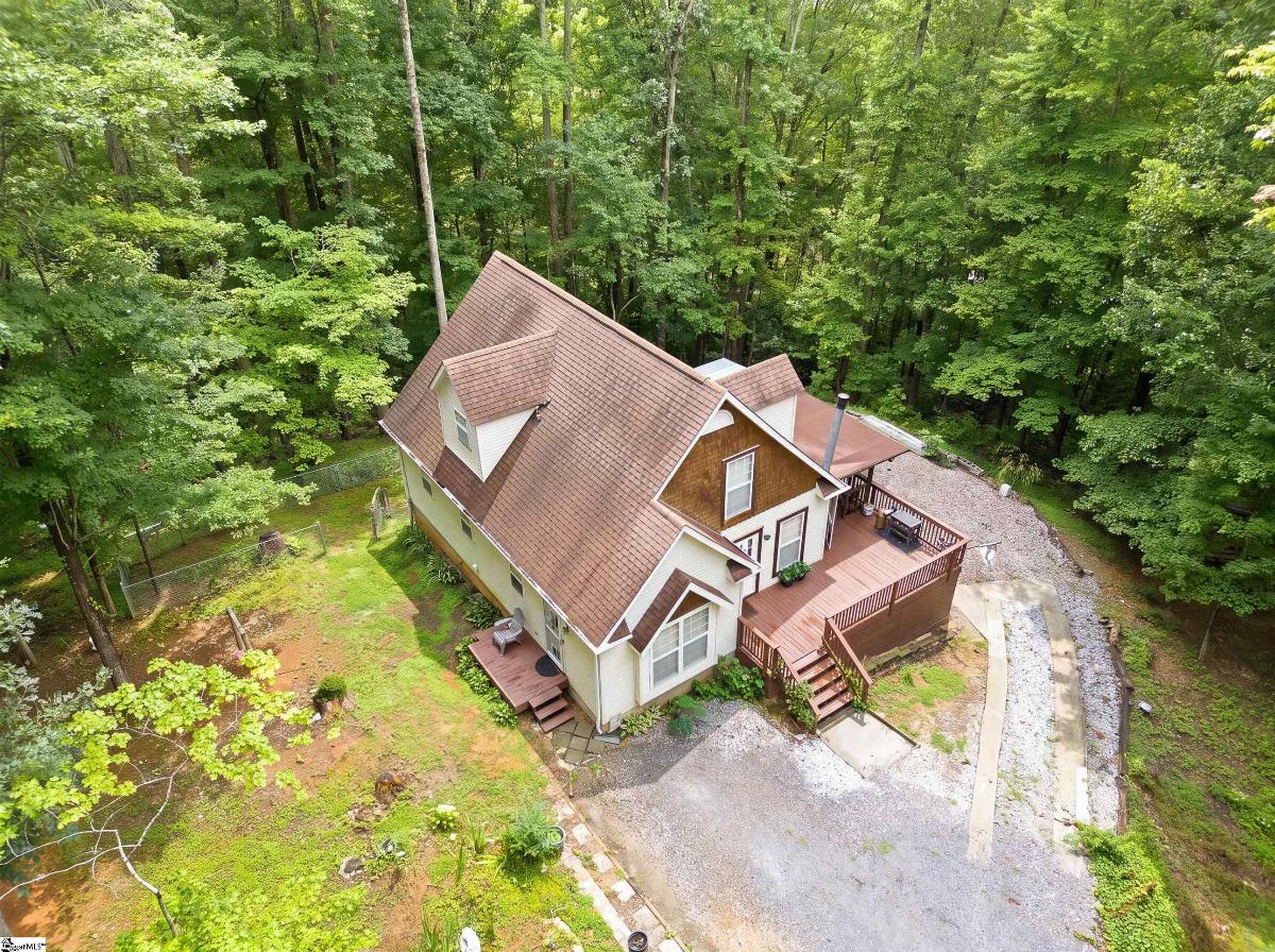 20 Forest Drive