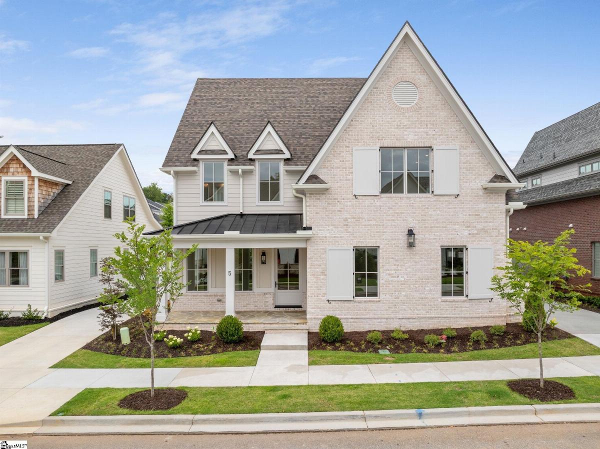 5 Crossmoor Circle