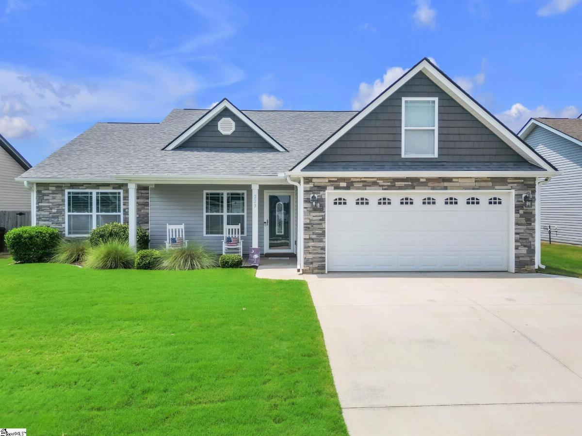 229 Highland Springs Loop