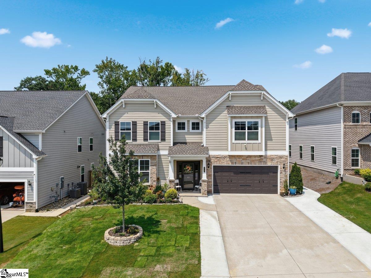 113 Tyrian Drive