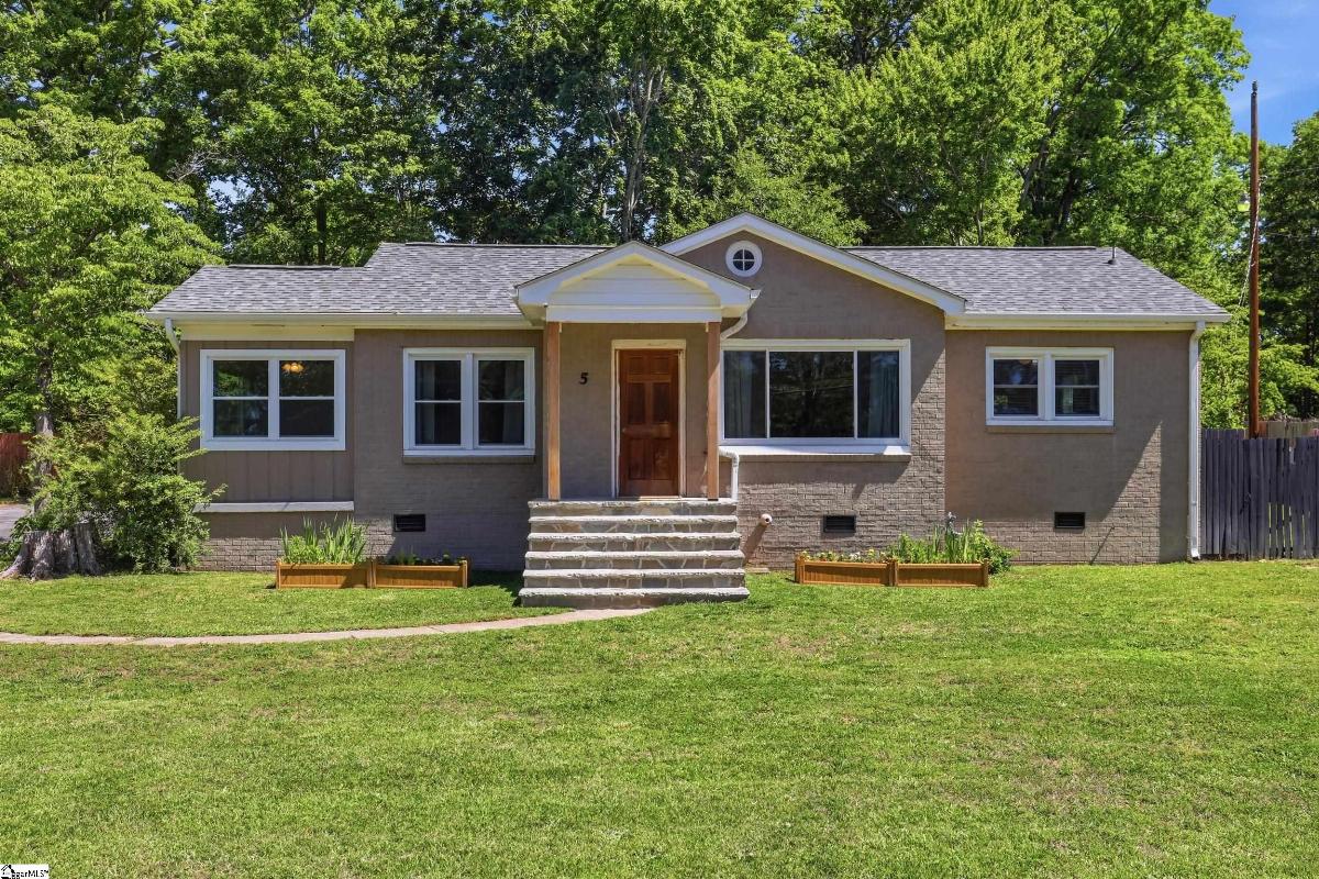 5 Courtney Circle