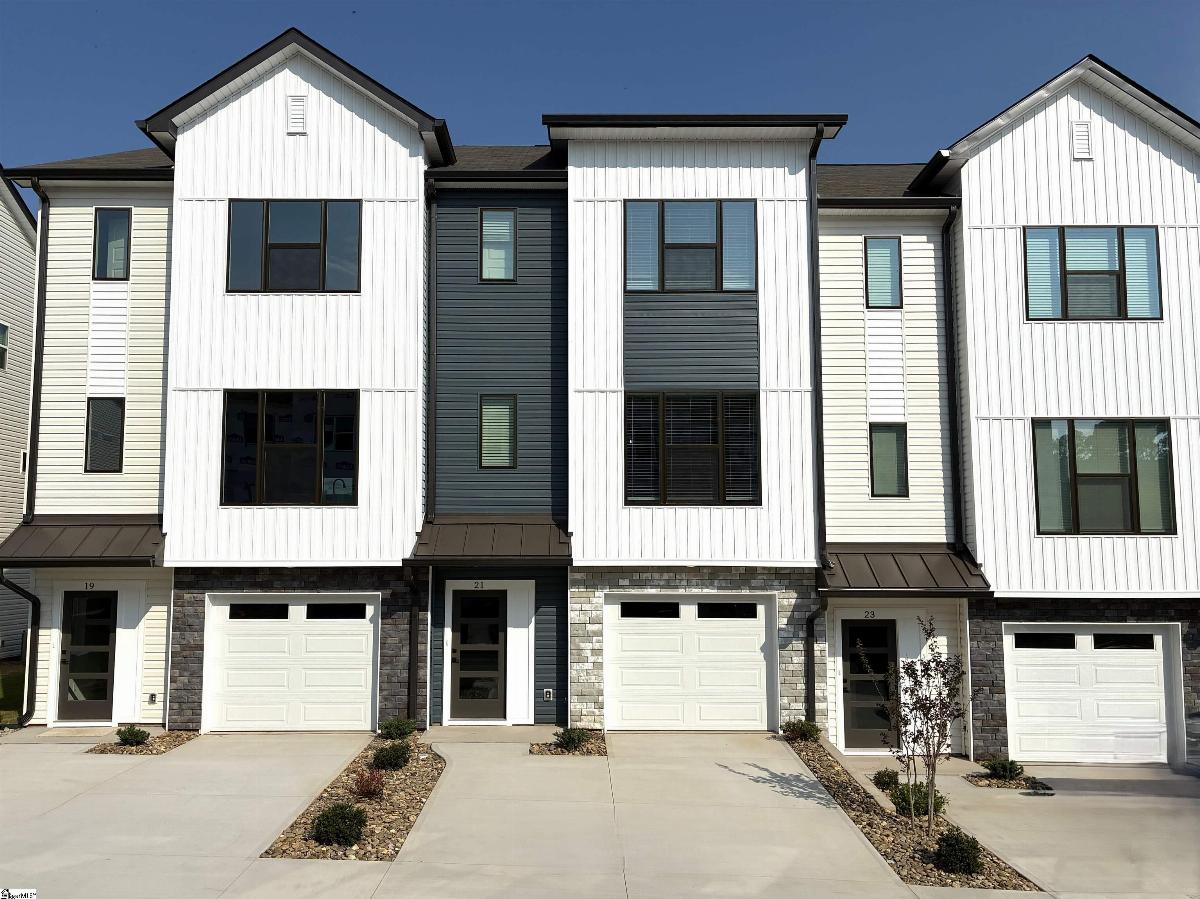 21 Pikewood Lane