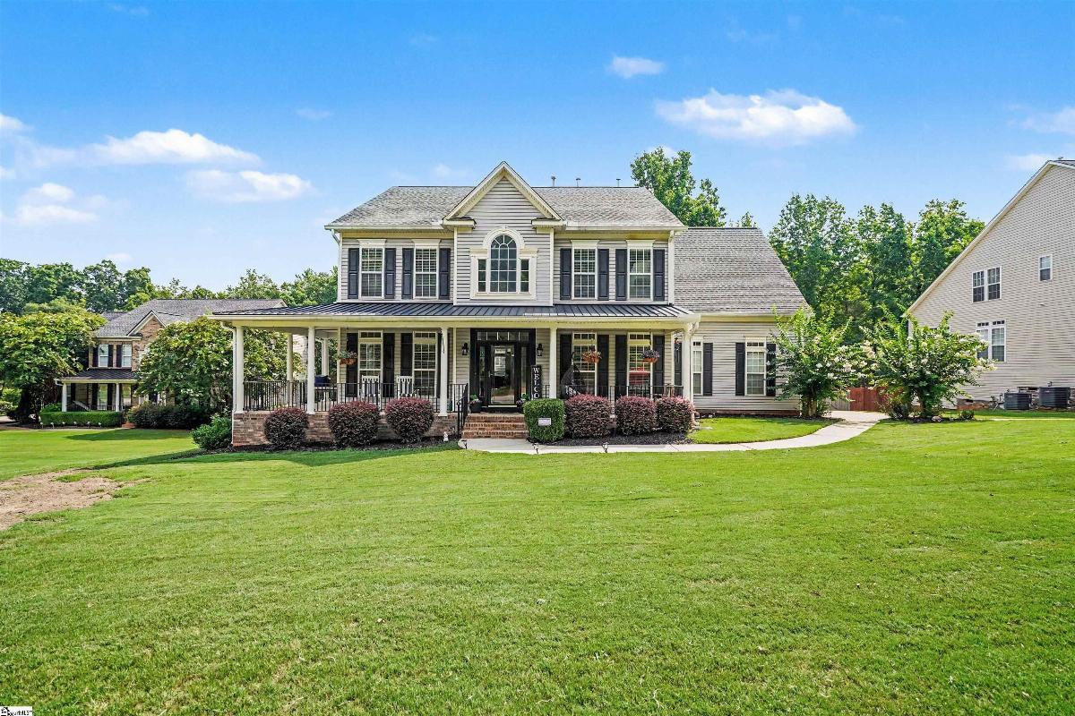 320 Selden Way