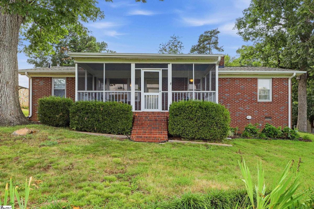 800 Poplar Drive Extension