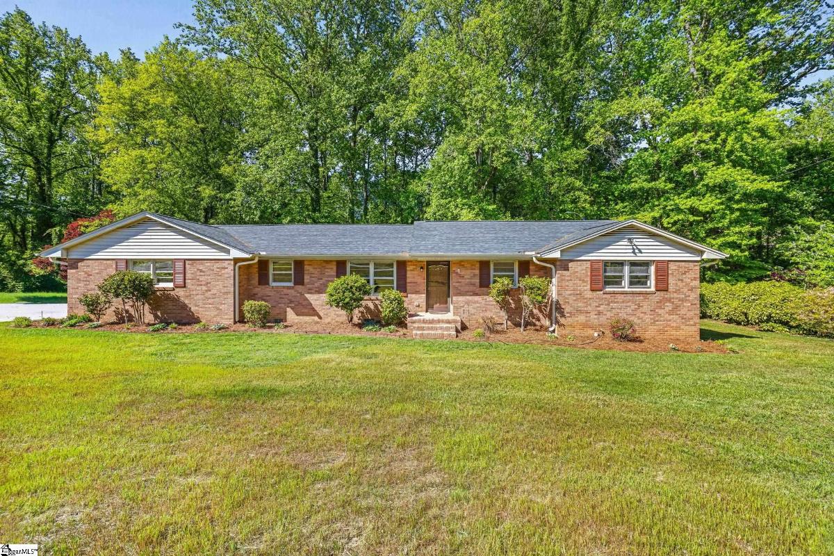 11 Fontana Drive