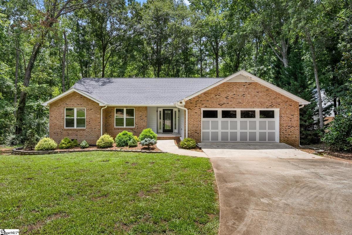 1420 Hunters Trail