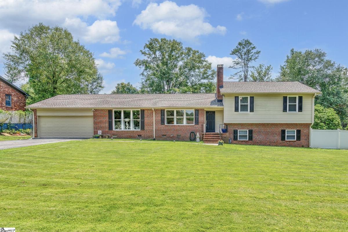 116 Galaxie Place