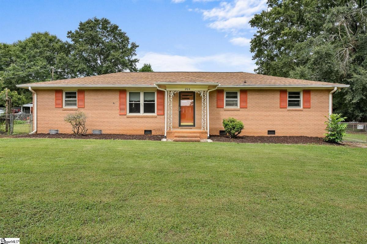 204 Friendship Lane