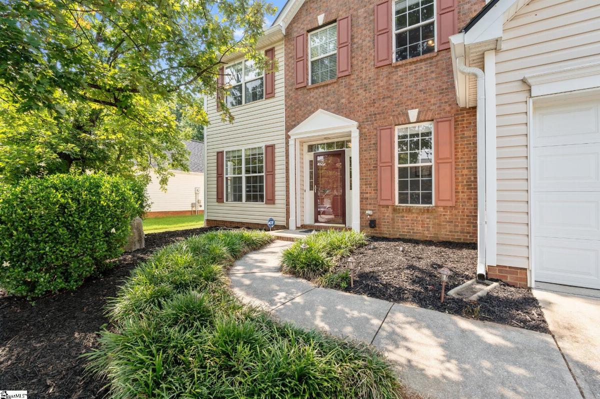 194 Birkhall Circle