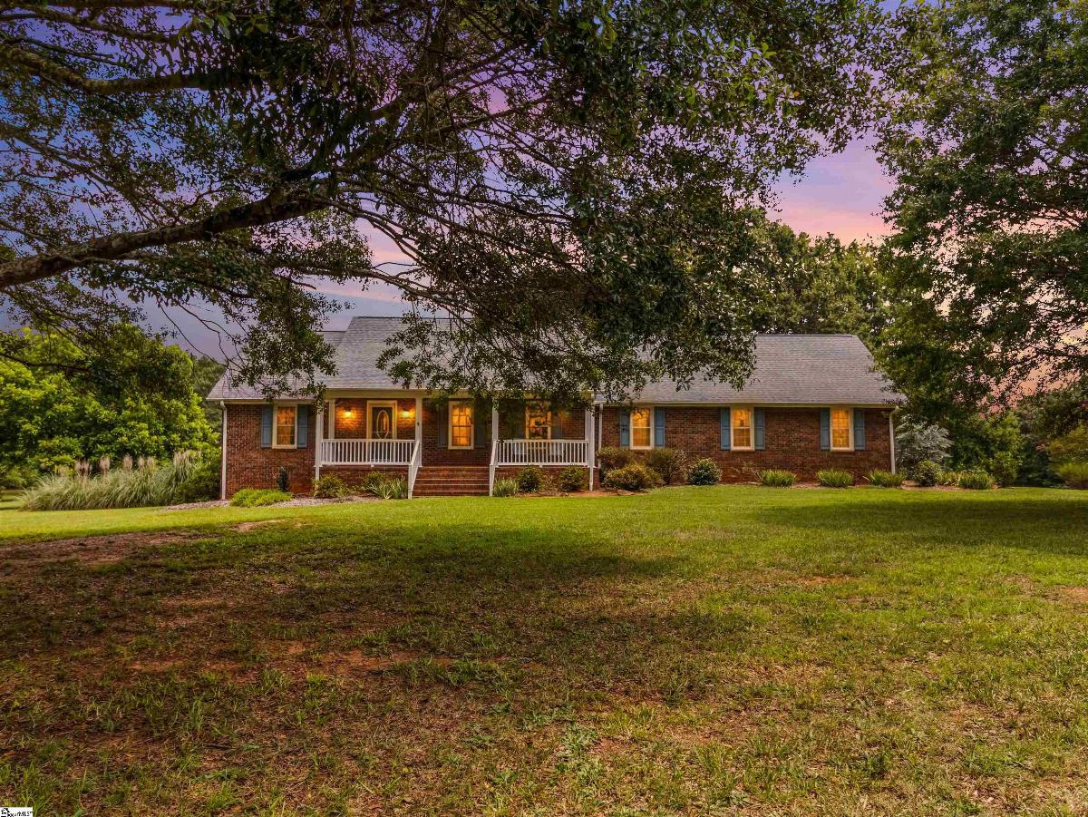 371 Davis Road
