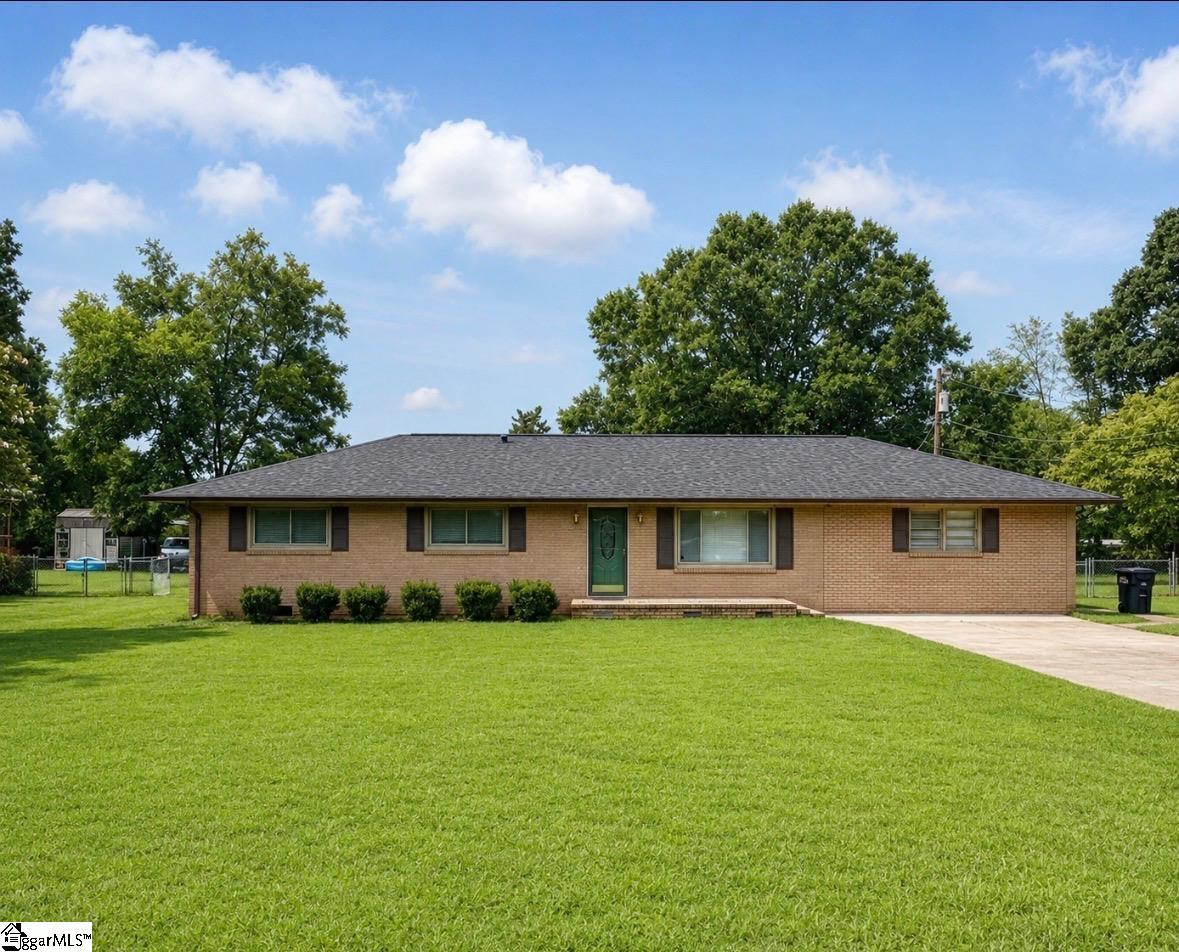 2600 Warren Drive