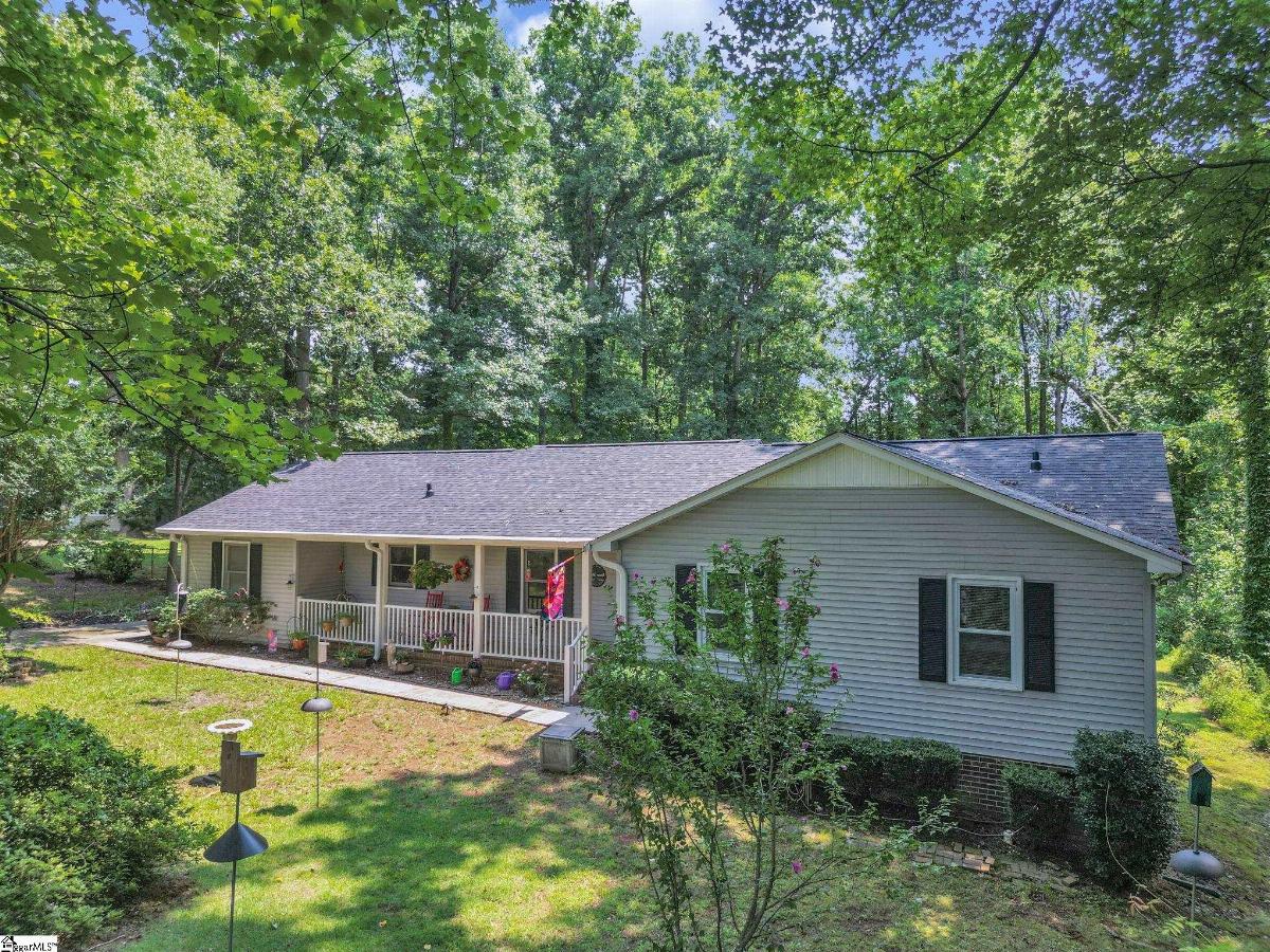 5 Dellbrook Court