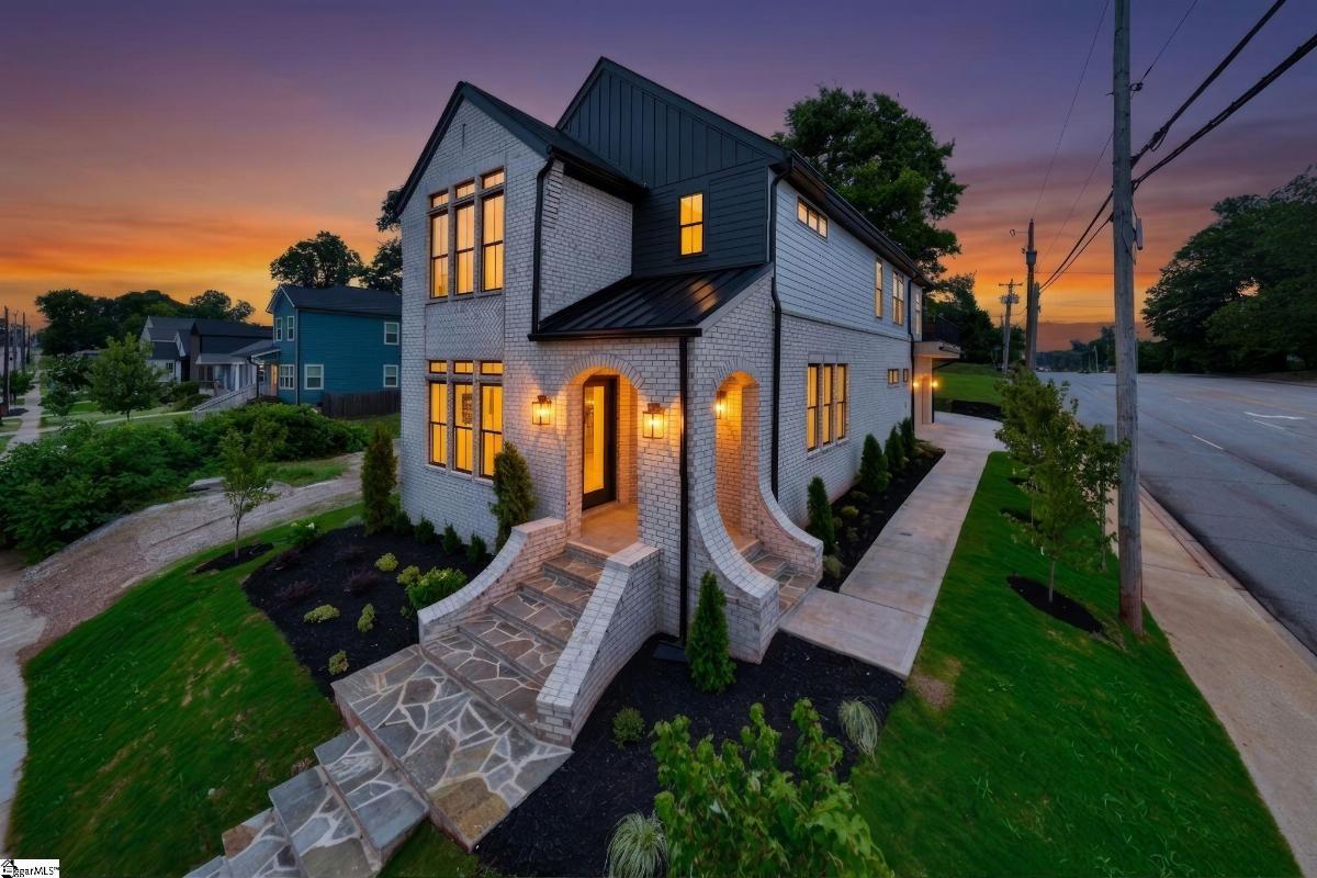 223 S Calhoun Street