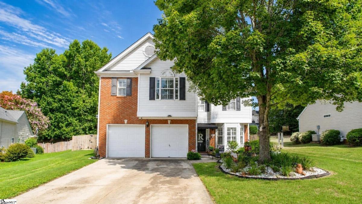 623 Fairview Lake Way