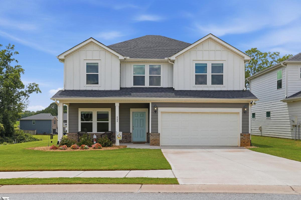 988 Burghley Circle