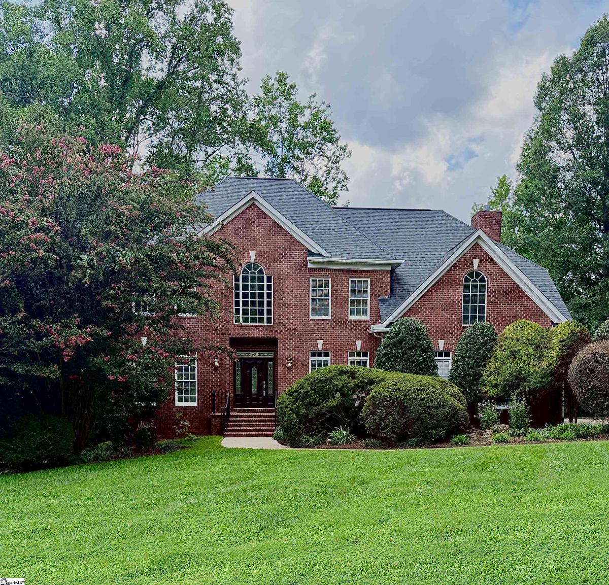 401 Rivercrest Drive