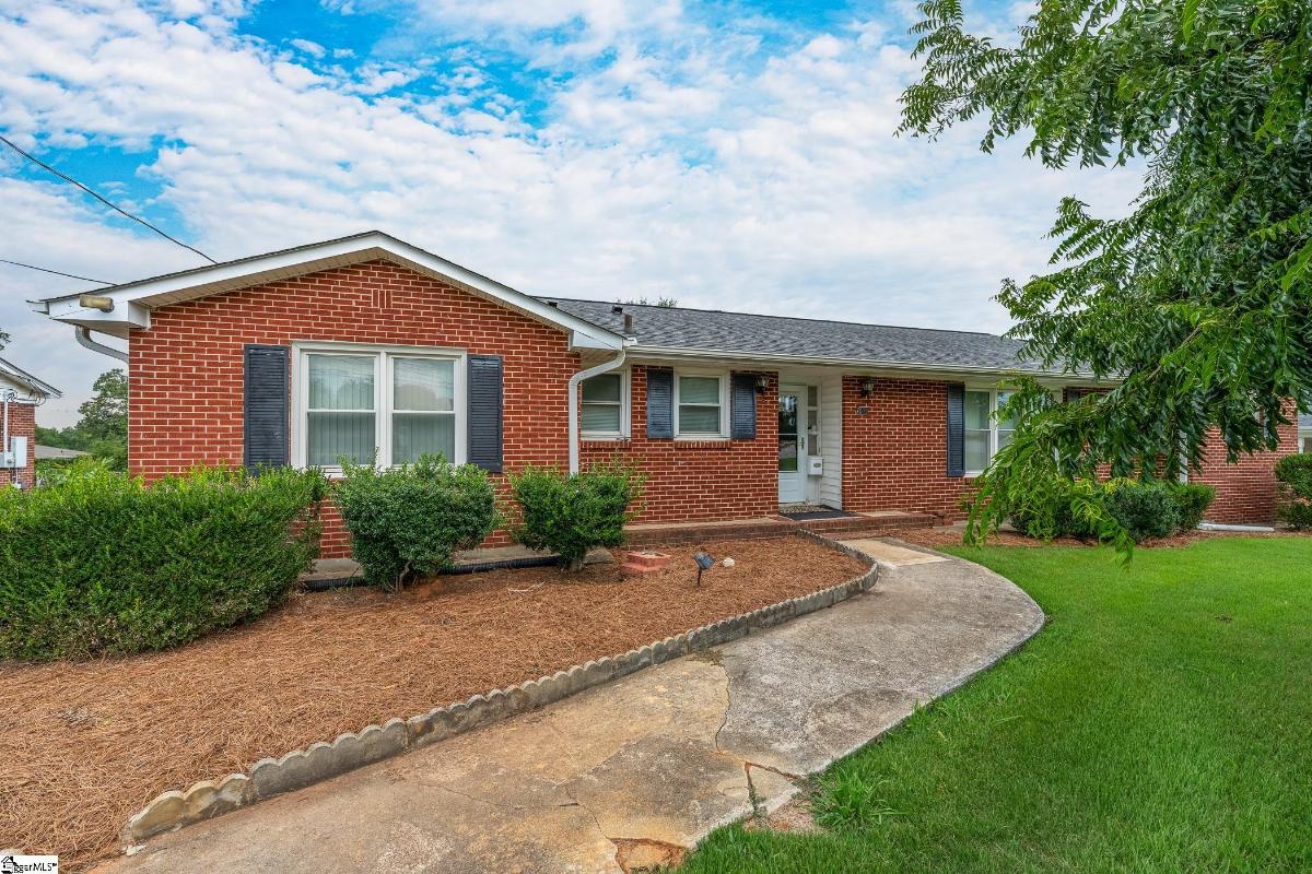 7011 White Horse Road