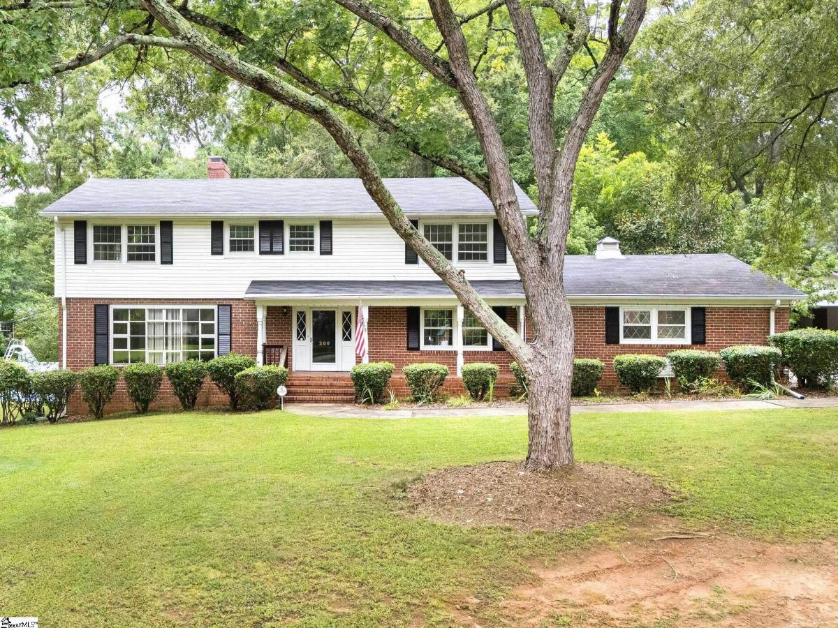 200 Sherwood Drive