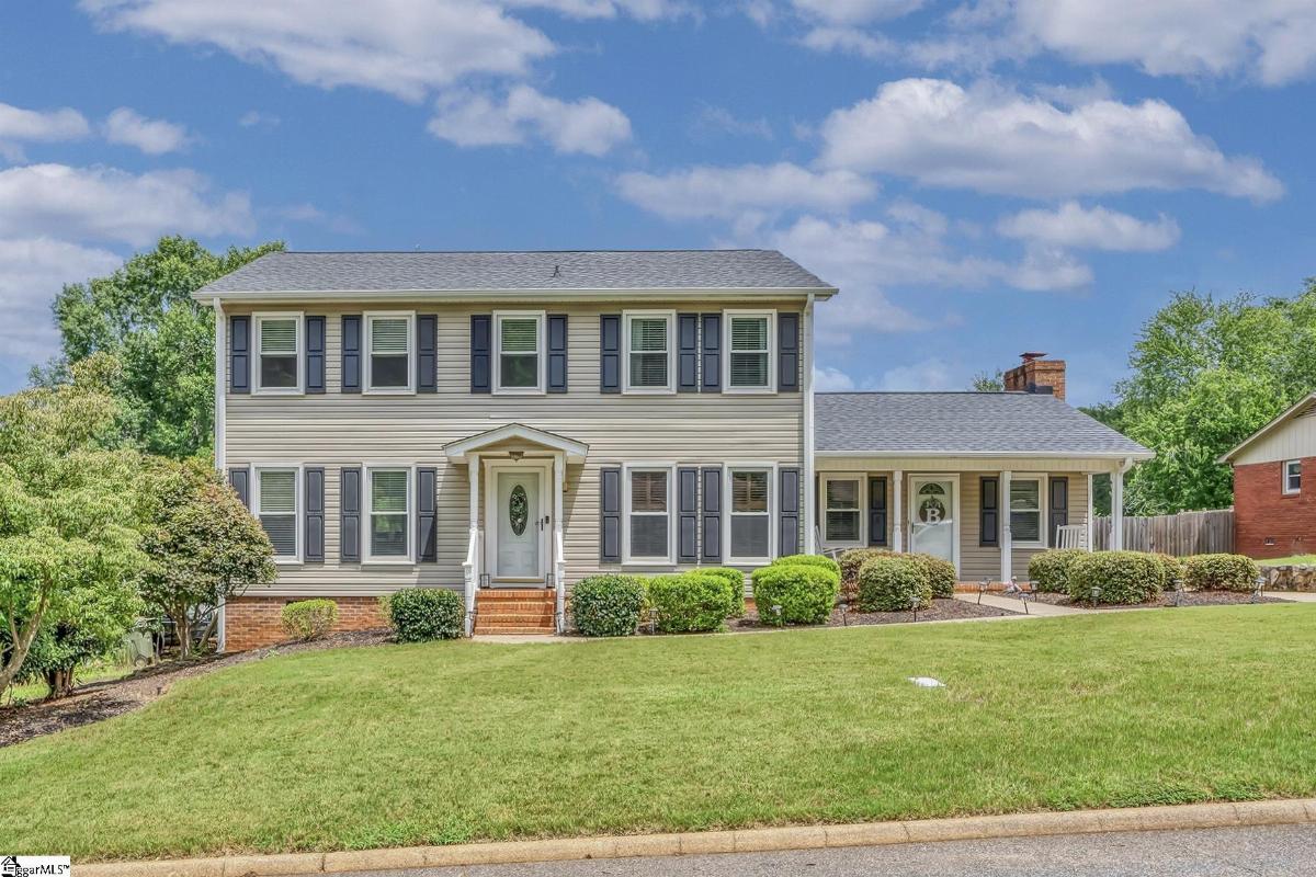 427 Longstreet Drive
