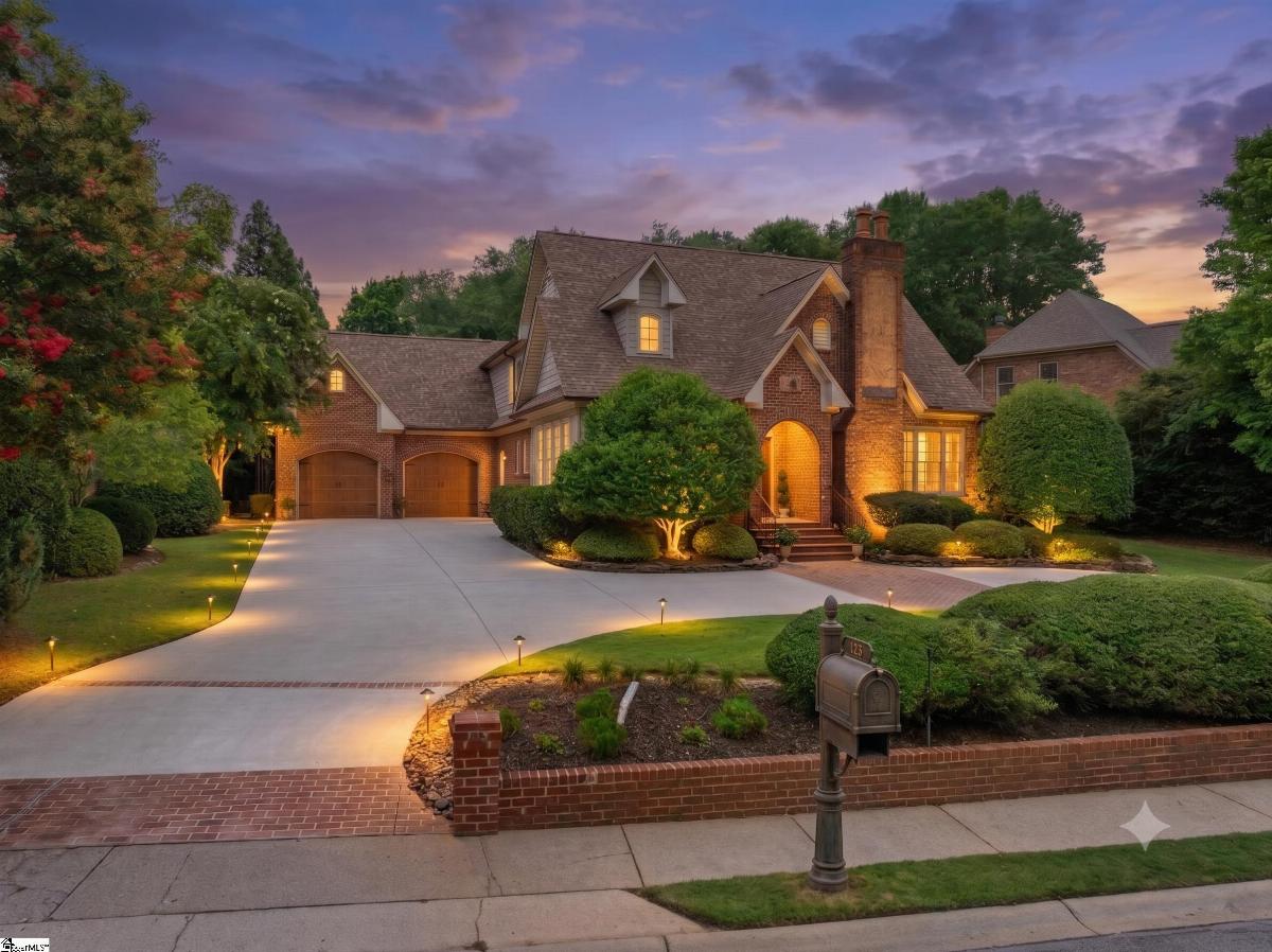 10 Knights Bridge Drive