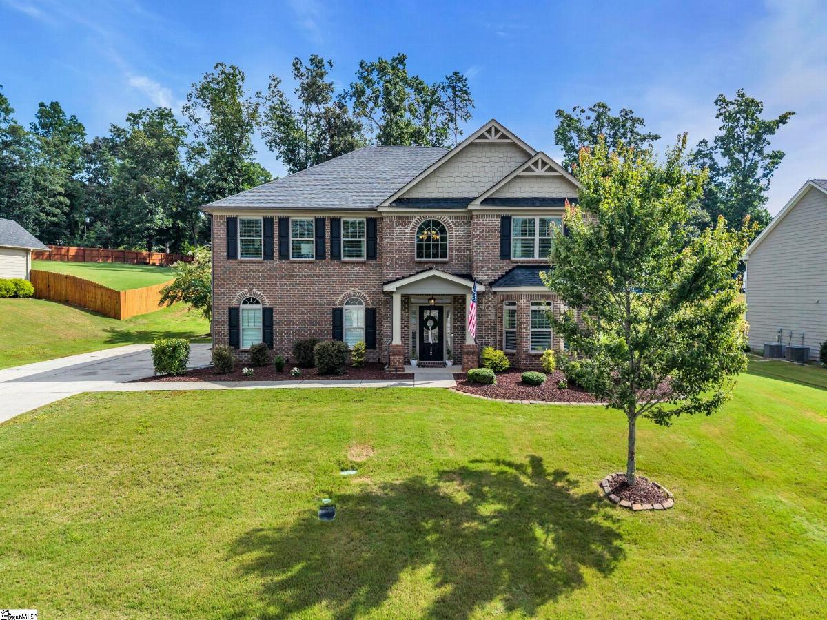 122 James lake Way