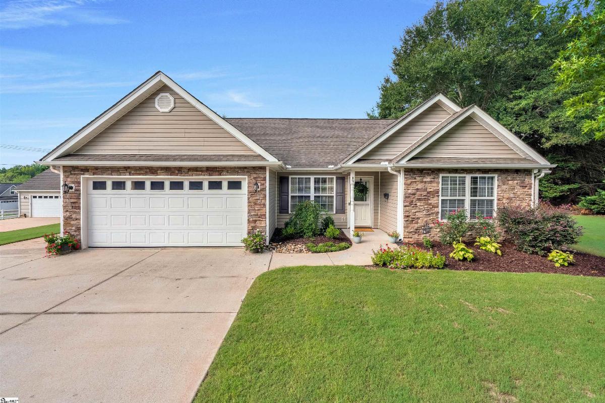 1 Berry Tree Court