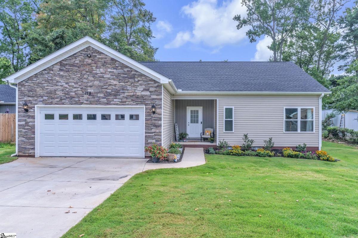 118 W Belvedere Road
