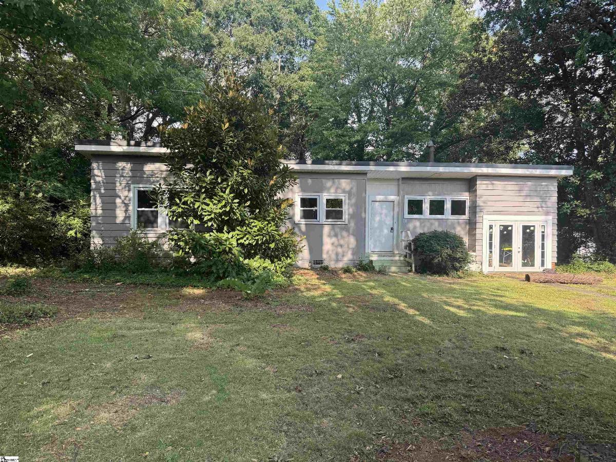 11 Ashton Avenue
