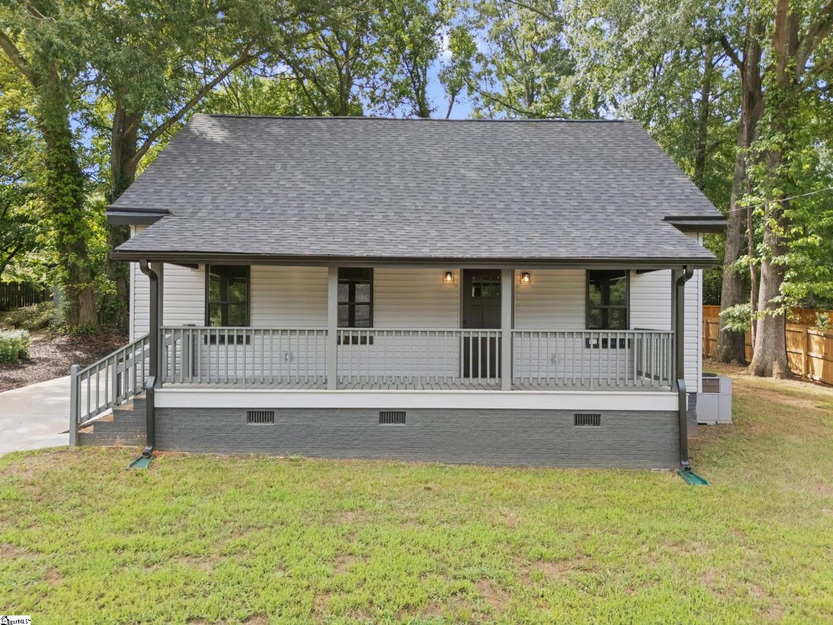 409 W Curtis Street