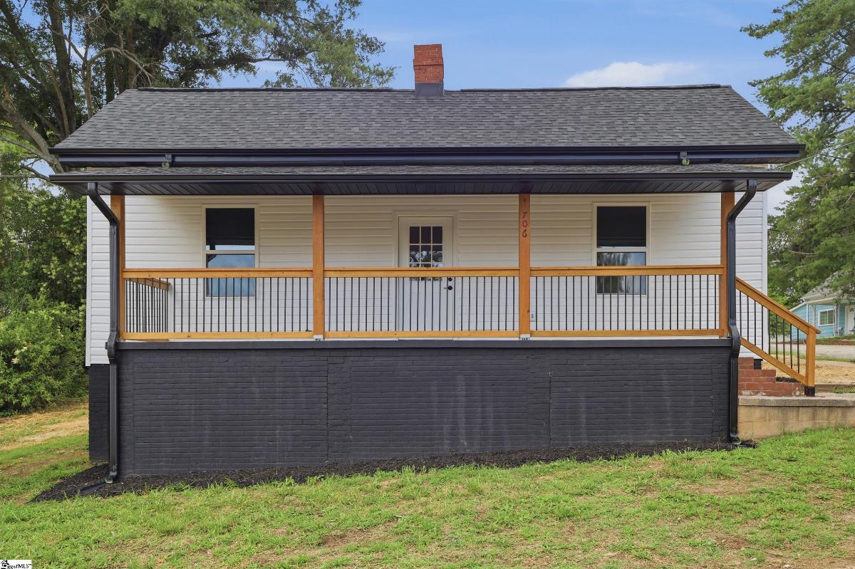 706 Gray Street