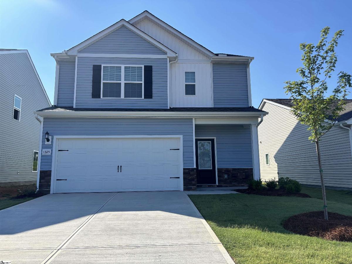 1325 Pitch Pine Place