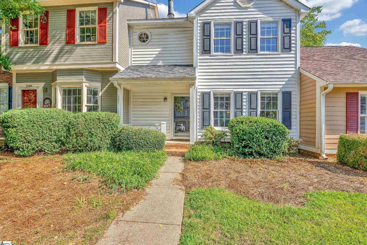 218 Woodburn Club Lane