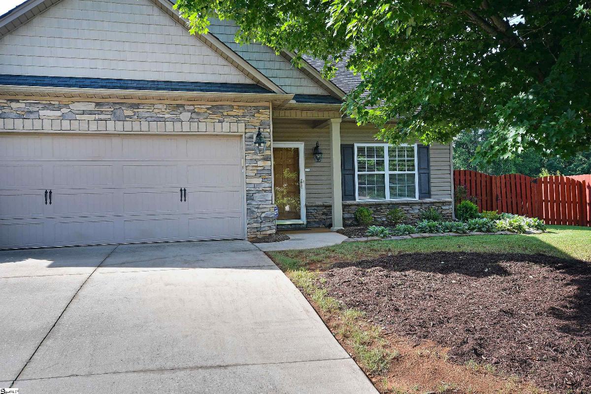621 Summerville Way