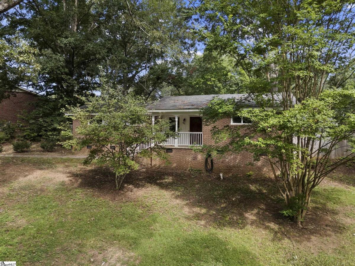 207 Seminole Drive