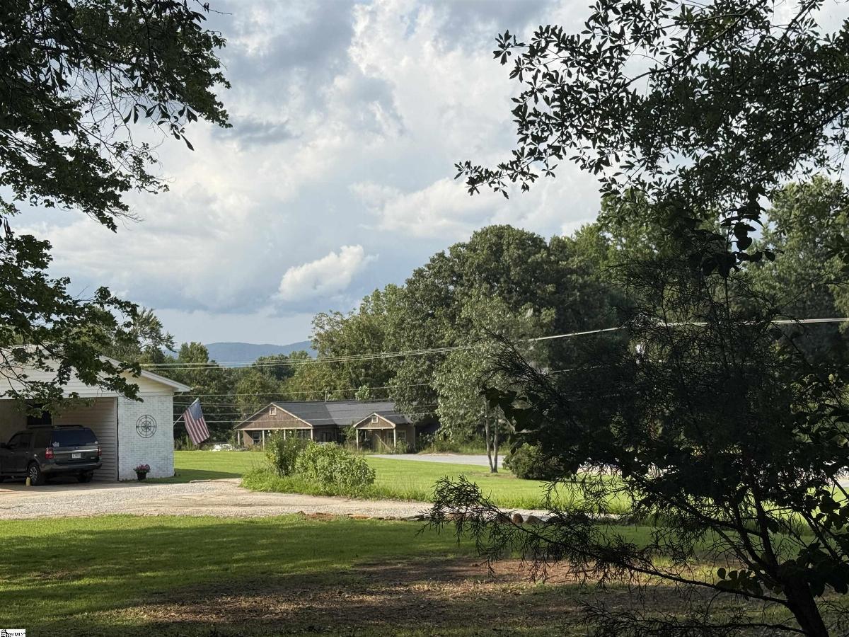 3407 Geer Highway