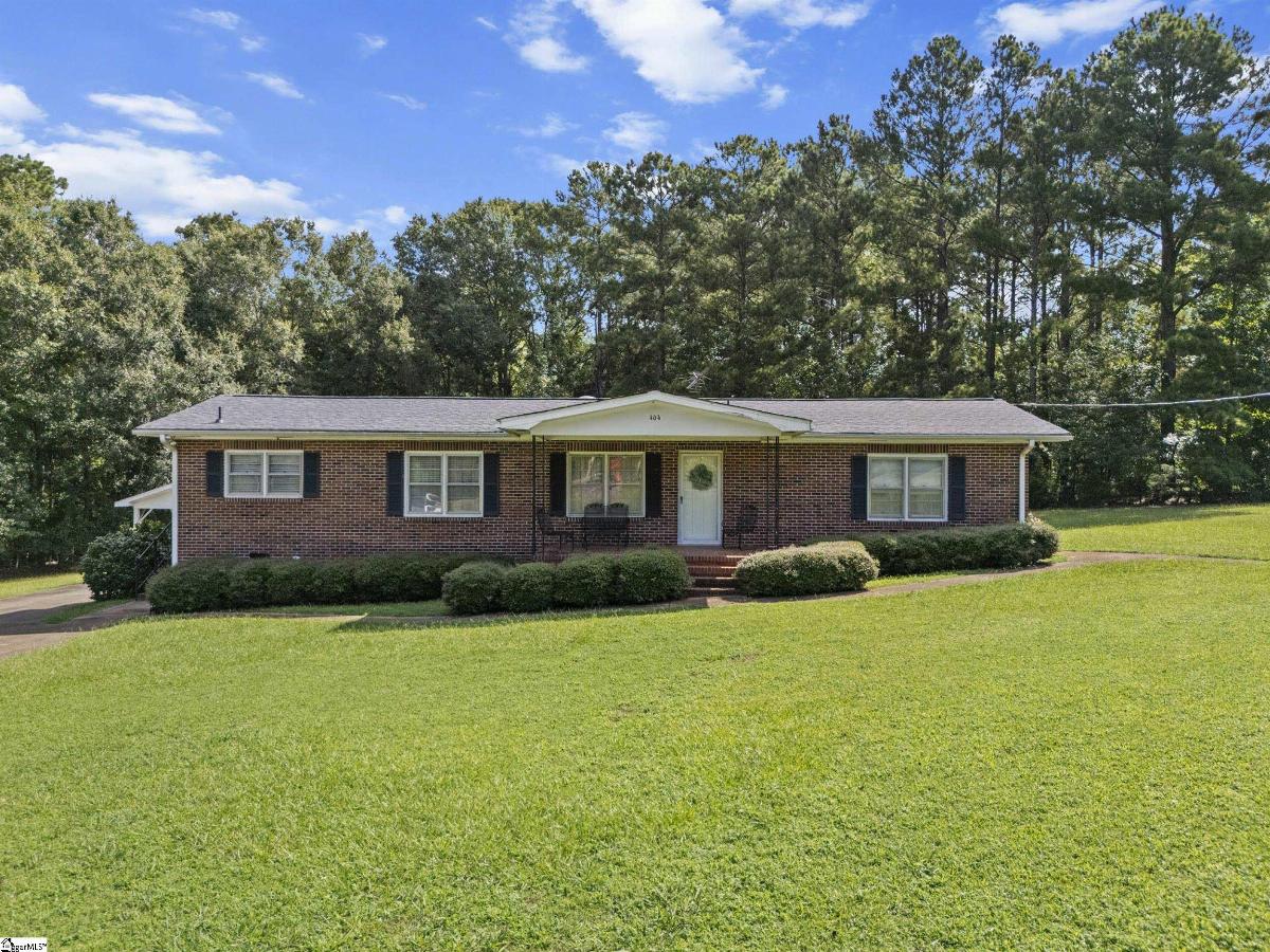 404 Roger Bolt Road