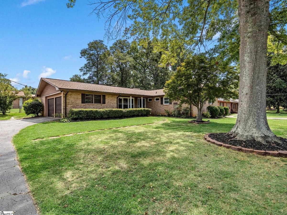 209 Navaho Drive