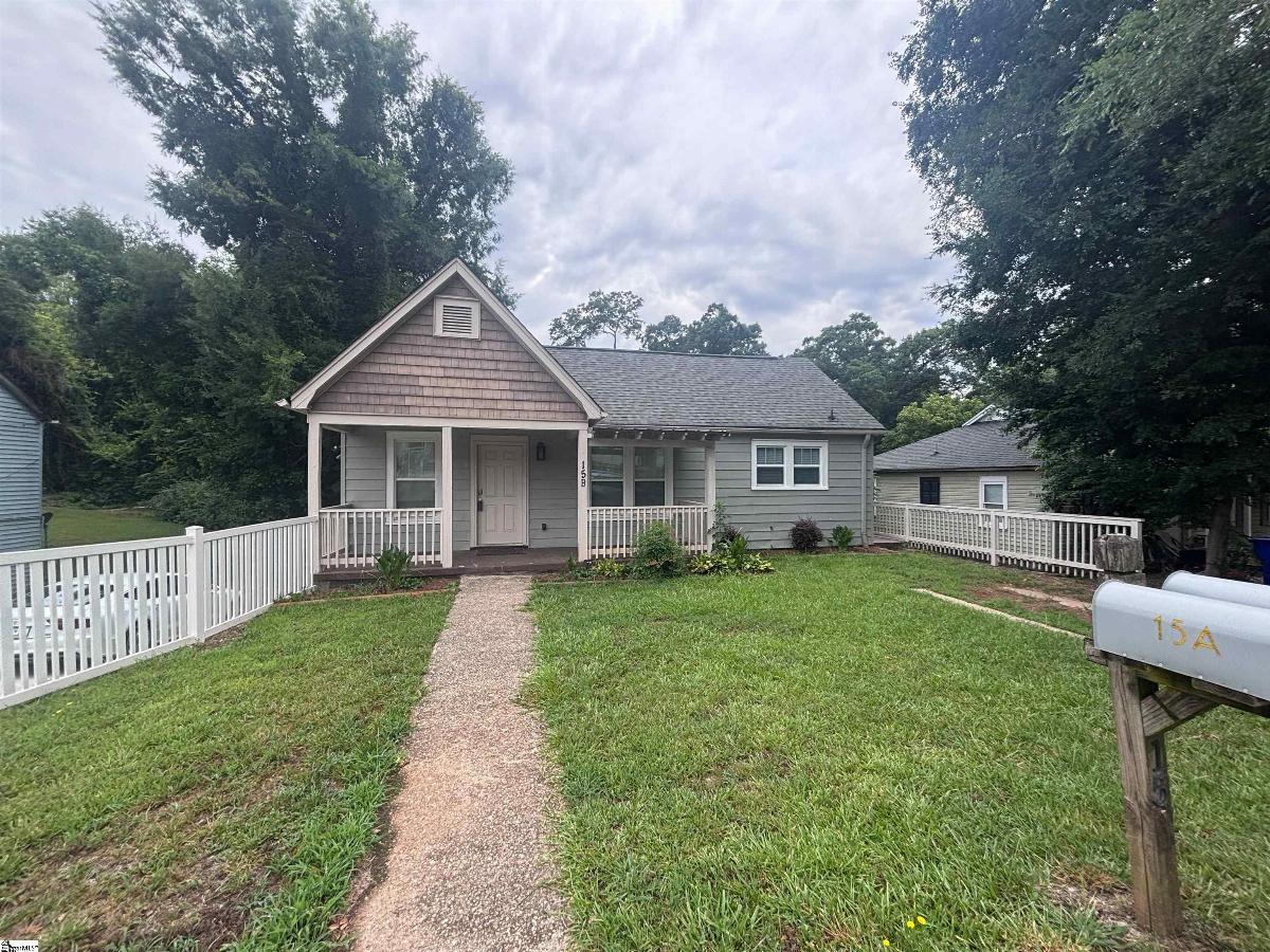 15 Eastlan Drive