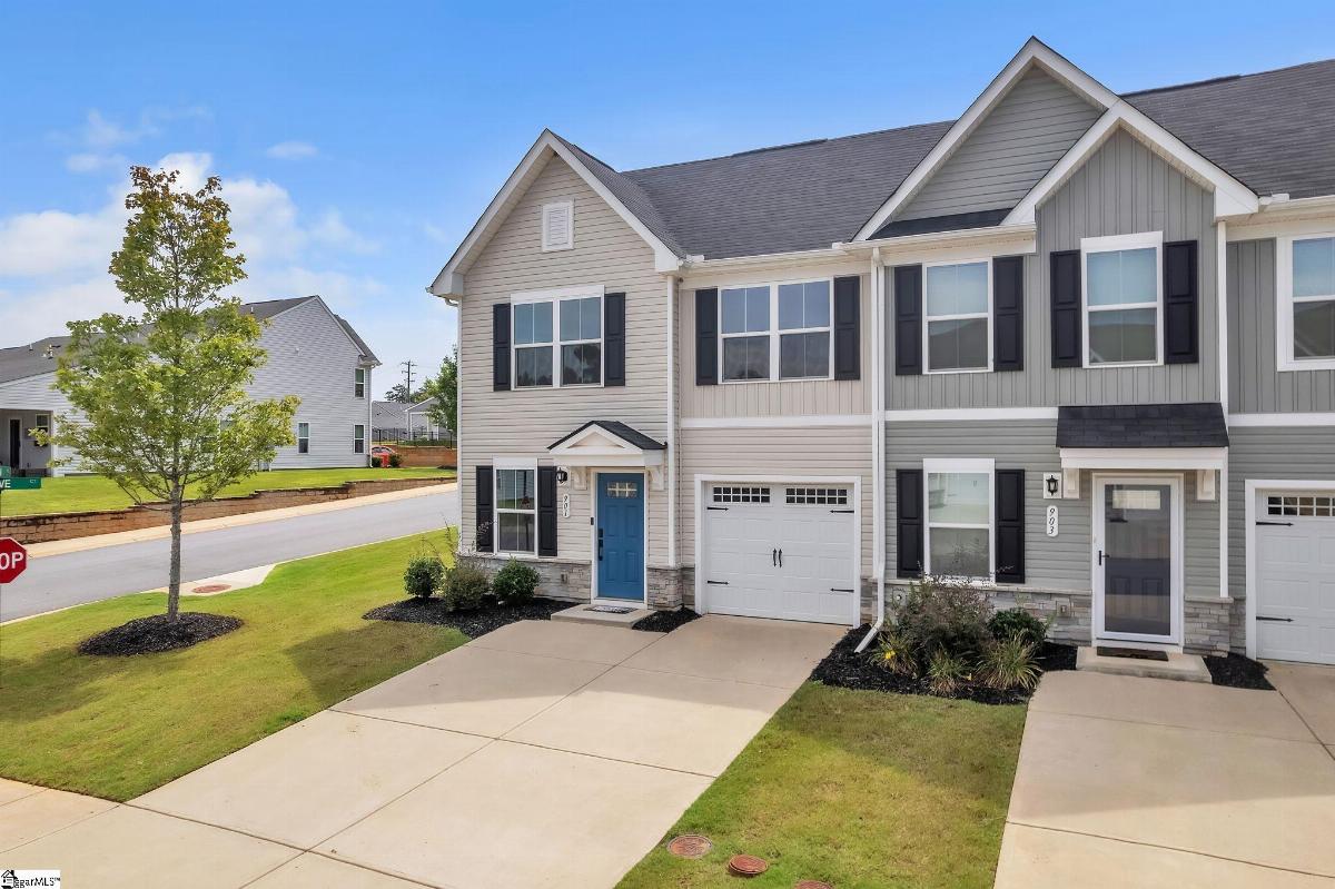 901 Leyburn Lane