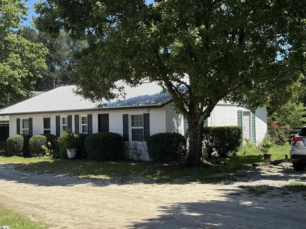 1242 SE Audubon Drive