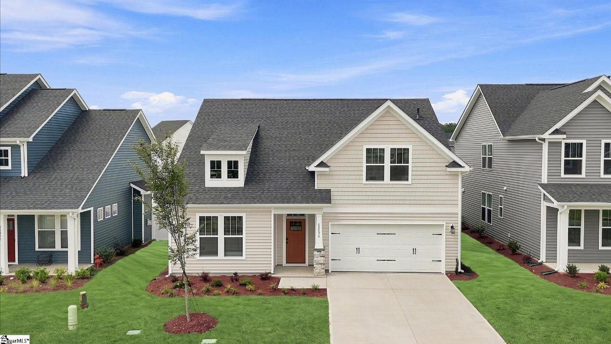 12136 Mahogany Circle