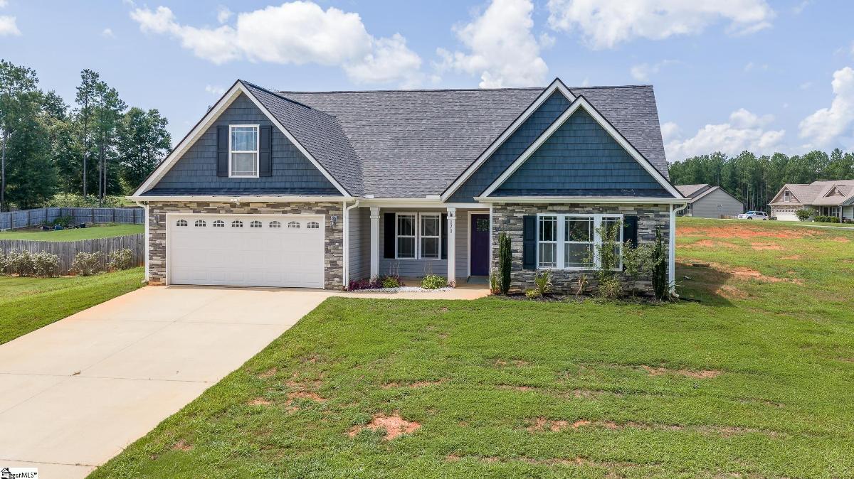 170 Fruitridge Trail