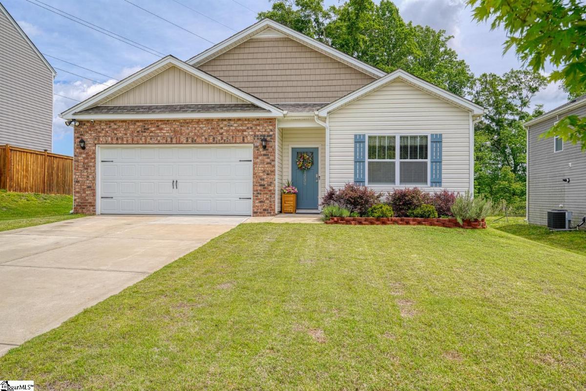 1239 Lynton Lane