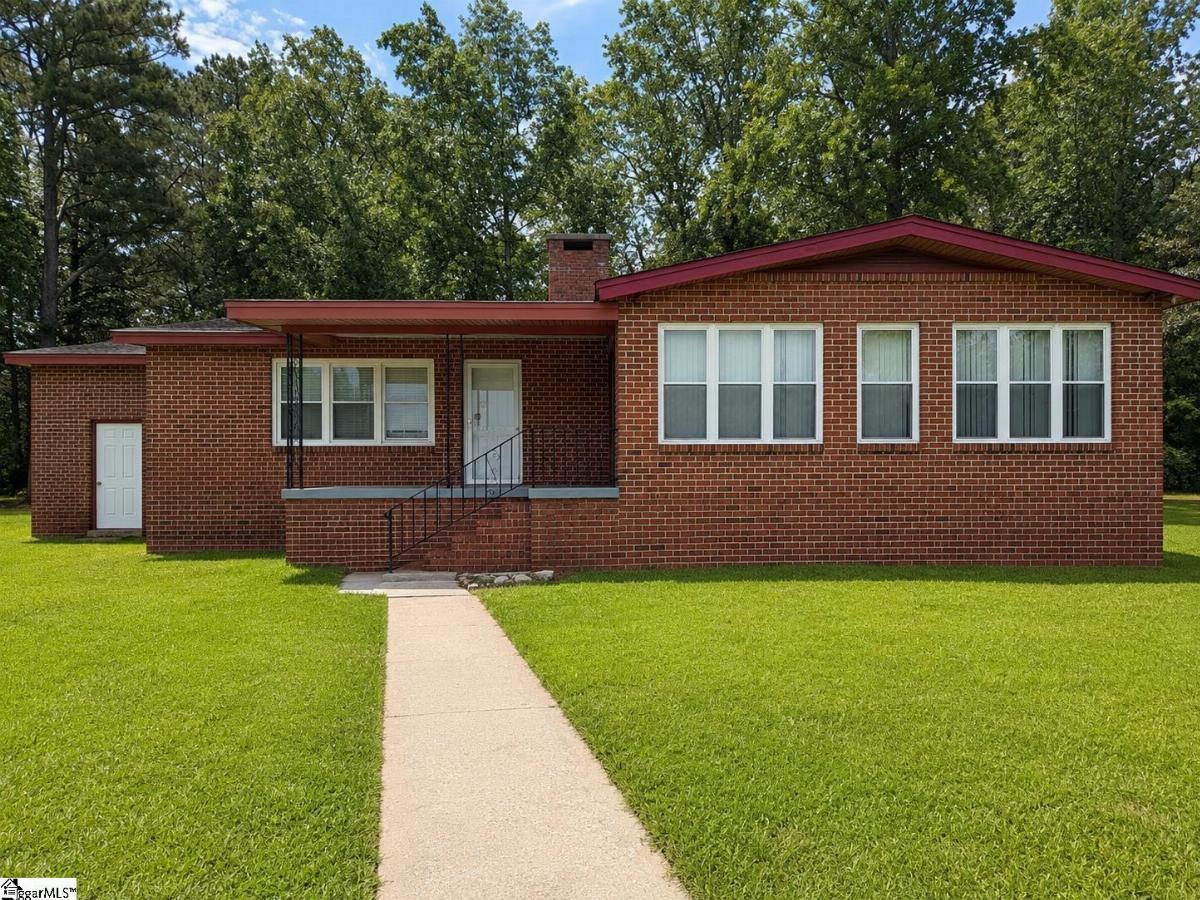 775 Pineland Shores Circle