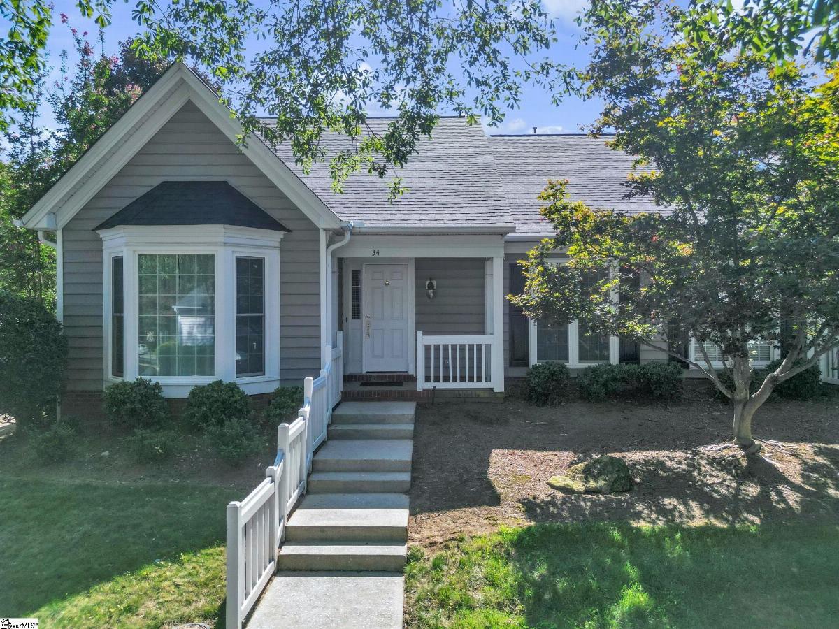 40 Wood Pointe Drive
