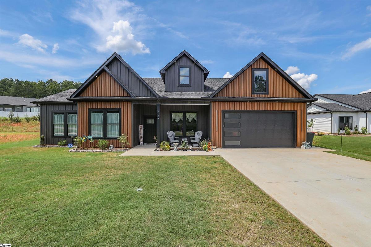 2925 Old Greenville Highway